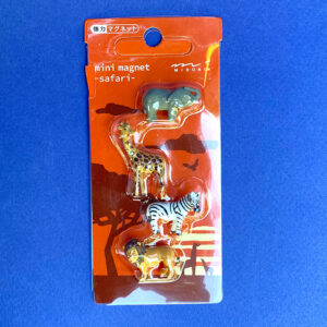 Mini magnets safari